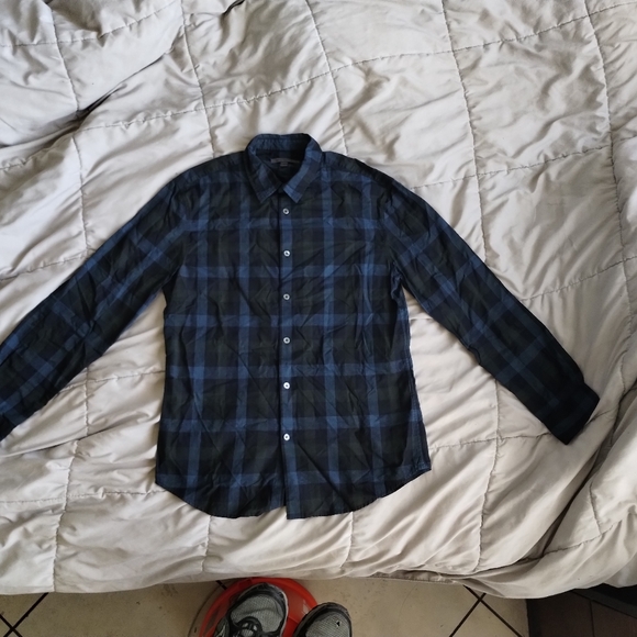 John Varvatos SMALL button up dark plaid - Picture 2 of 5